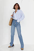Жіночі джинси на ґудзиках з фігурною кокеткою