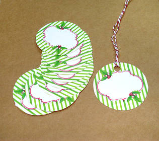 Теги (бирки), новорічні наклейки