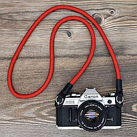 Стильный плечевой шейный ремень - веревка (универсальный) для всех марок фотоаппаратов (красный)