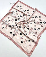 Женский брендовый шелковый платок Louis Vuitton Луи Витон. Молодежный стильный платок с ручной подшивкой Золотисто - Розовый