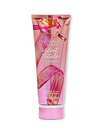 Парфумований лосьон для тіла Velvet petals candied Victoria's Secret оригінал