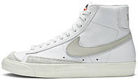 Чоловічі кросівки Nike Blazer Mid 77 Light Bone 43