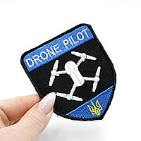 Вышитый шеврон DRONE PILOT, шеврон щит 8,5см*7,5см с рисунком дрона, нашивка-патч черный-голубой Пилота Дрона