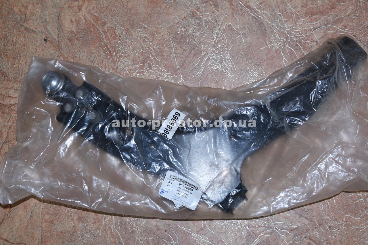 Важіль передньої підвіски Ланос, Сенс, Нексія, Есперо лівий 96218397/96185969