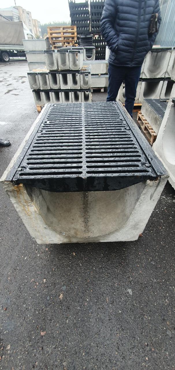 Лоток водоотводной SUPER ЛВ-50.64.61 бетонный DN 500 с решеткой щелевой чугунной - фото 6 - id-p2141656374