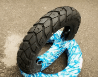 Покришка безкамерна 3.00-10 Deli Tire SC-101 TL Індонезія Honda/Suzuki/Yamaha