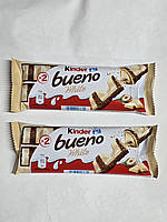 Kinder bueno з білим шоколадом