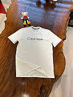 Мужская Футболка Calvin Klein с короткими рукавами. Стильная футболка с логотипом Calvin Klein из 100% хлопка