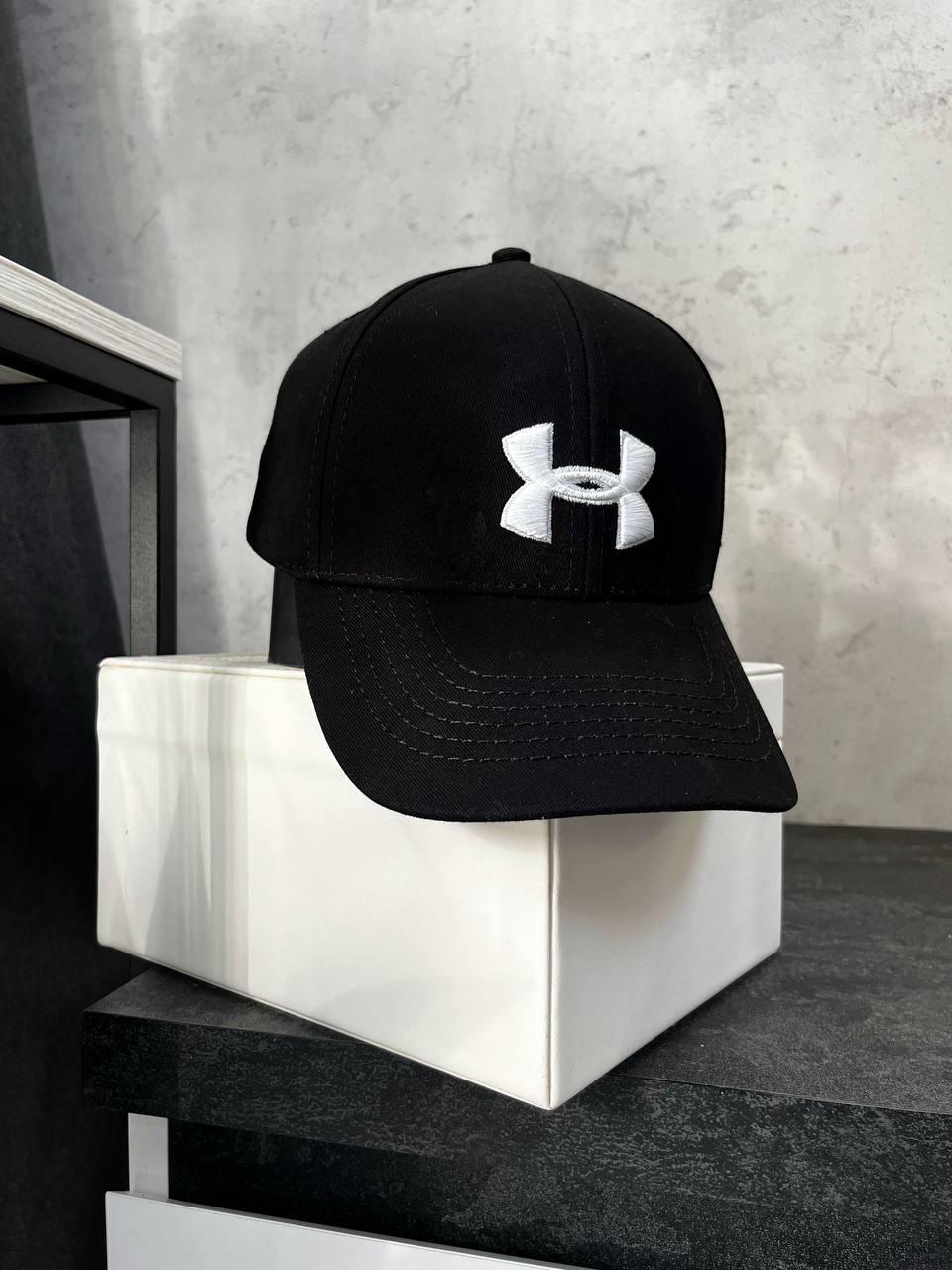 Кепка Under Armour чорна літня чоловіча бейсболка спортивна