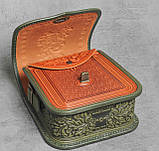 Жіноча шкіряна сумка ручної роботи з тисненим орнаментом «Дубок», рудо-оливкова сумка з натуральної шкіри, 20*21*8 см, фото 5