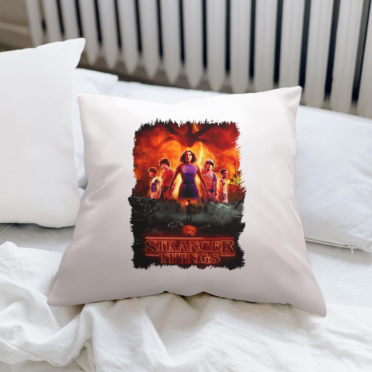 Подушка з принтом "Дивні дива / Stranger Things" №4, фото 1