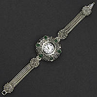 Женские часы винтажные круглые кварцевые металл в серебристом цвете с зелёными камушками стразами длина 19 см
