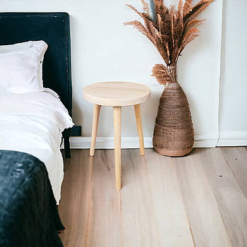 Дерев'яний столик у скандинавському стилі для спальні Круглий кавовий столик з конусними ніжками Монро