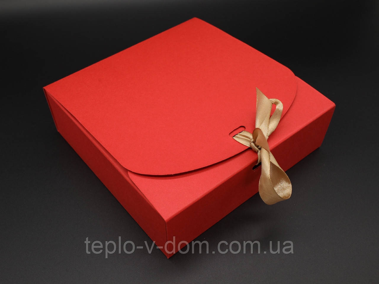 Збірні картонні коробки для подарунків. Колір червоний. 16.5х16.5х5см