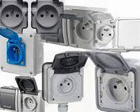 Вологозахищені вуличні розетки та вимикачі (герметичні)