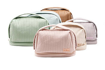 Косметичка на блискавці з петелькою 15*23 см у різних кольорах Karman