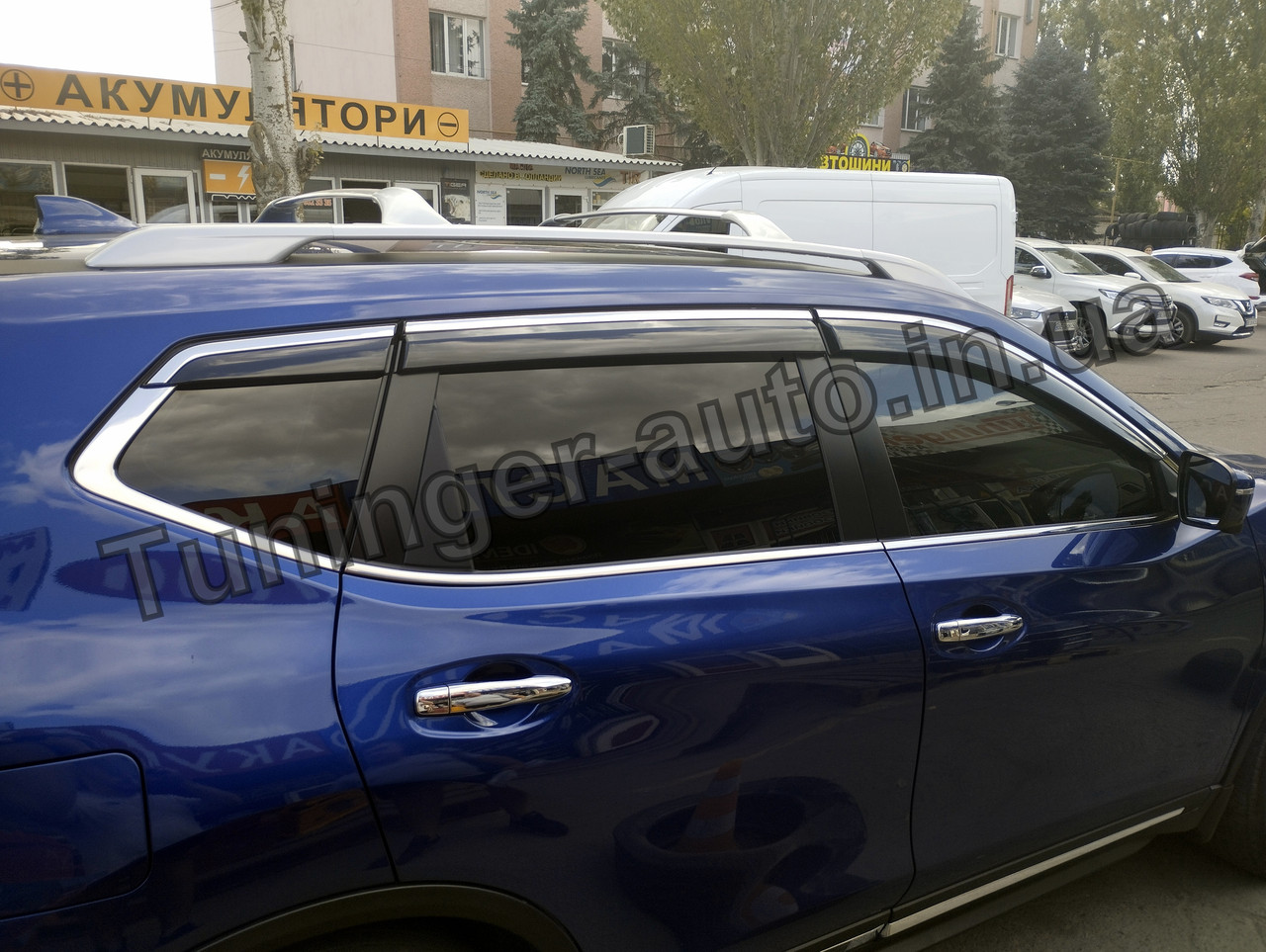 Дефлектори вікон із хром молдингом (вітровики) Nissan Xtrail 2014-2021 6 шт. (FLY)