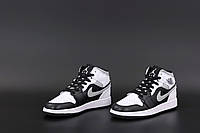 Женские кроссовки Nike Air Jordan 1 Retro High, Найк Эир Джордан 1 Ретро Хай черные с серым с белым