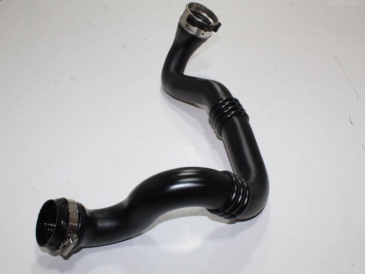Патрубок інтеркулера Renault Master III/Opel Movano B 2.3dCi 10- 8200753502 SHIKOO