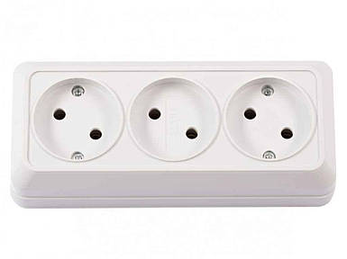 Розетка електрична Потрійна OPERA 2013 (Білий) ТМ LUXEL FG