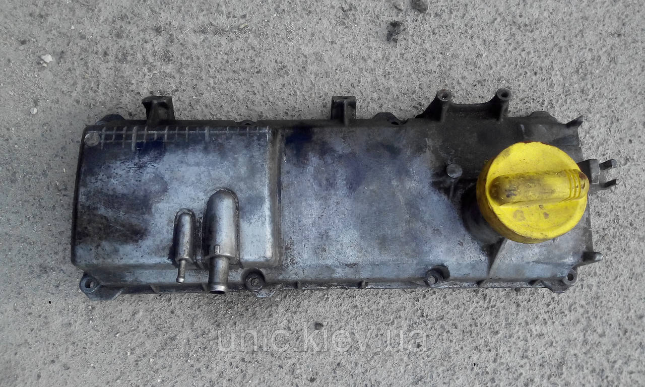 Кришка клапанів Рено K7J 1.4 8V б/у