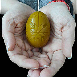 Великодне яйце натуральний колір (бджолиний віск)