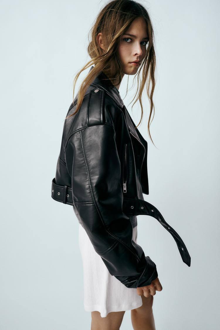Женская весенняя кожаная короткая куртка в стиле Zara косуха эко кожа на подкладке укороченная с поясом - фото 5 - id-p2143813014