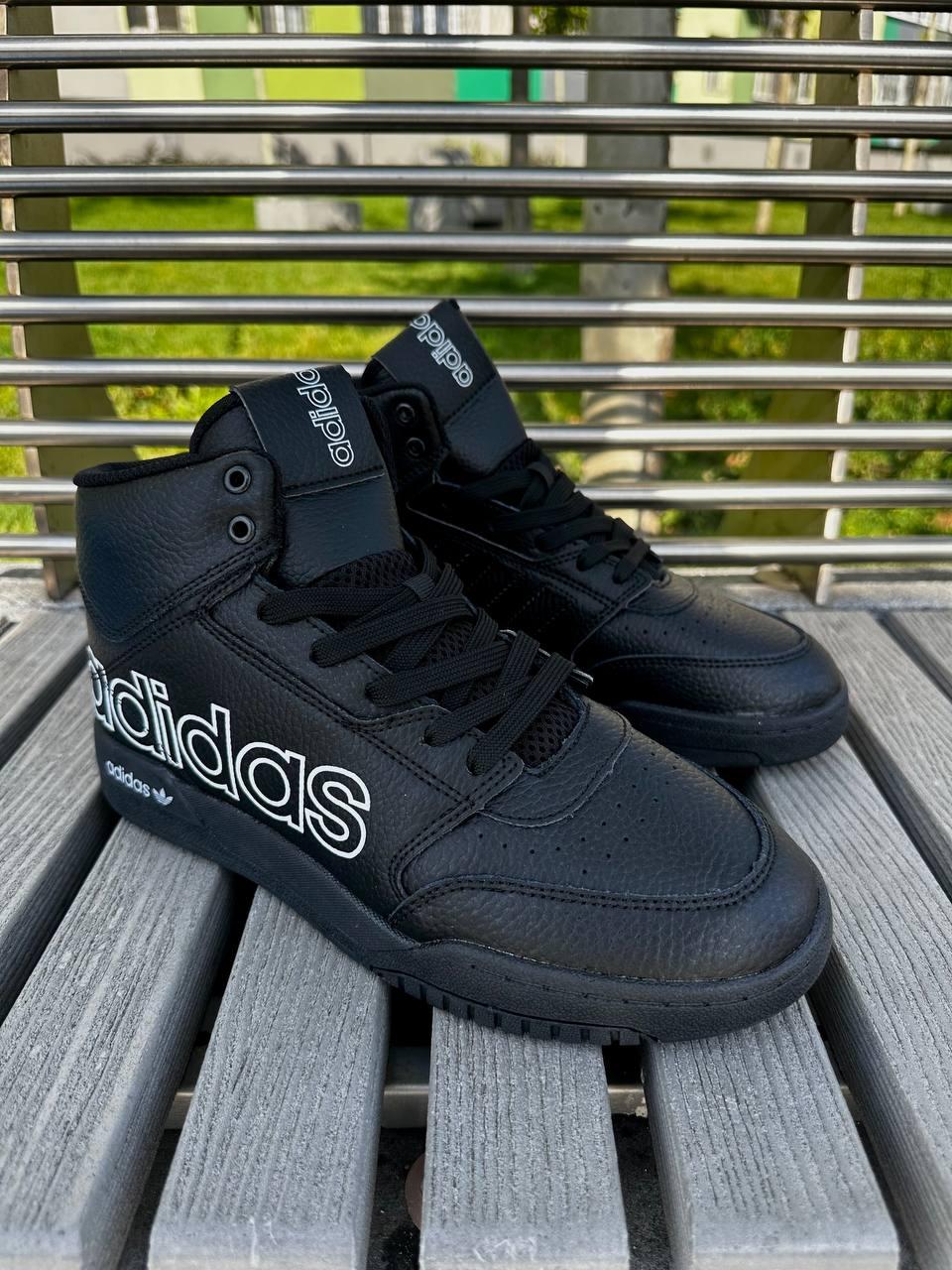 Демісезонні високі чоловічі кросівки Adidas чорного кольору, зручні весняні шкіряні весняні кеди адідас чорні