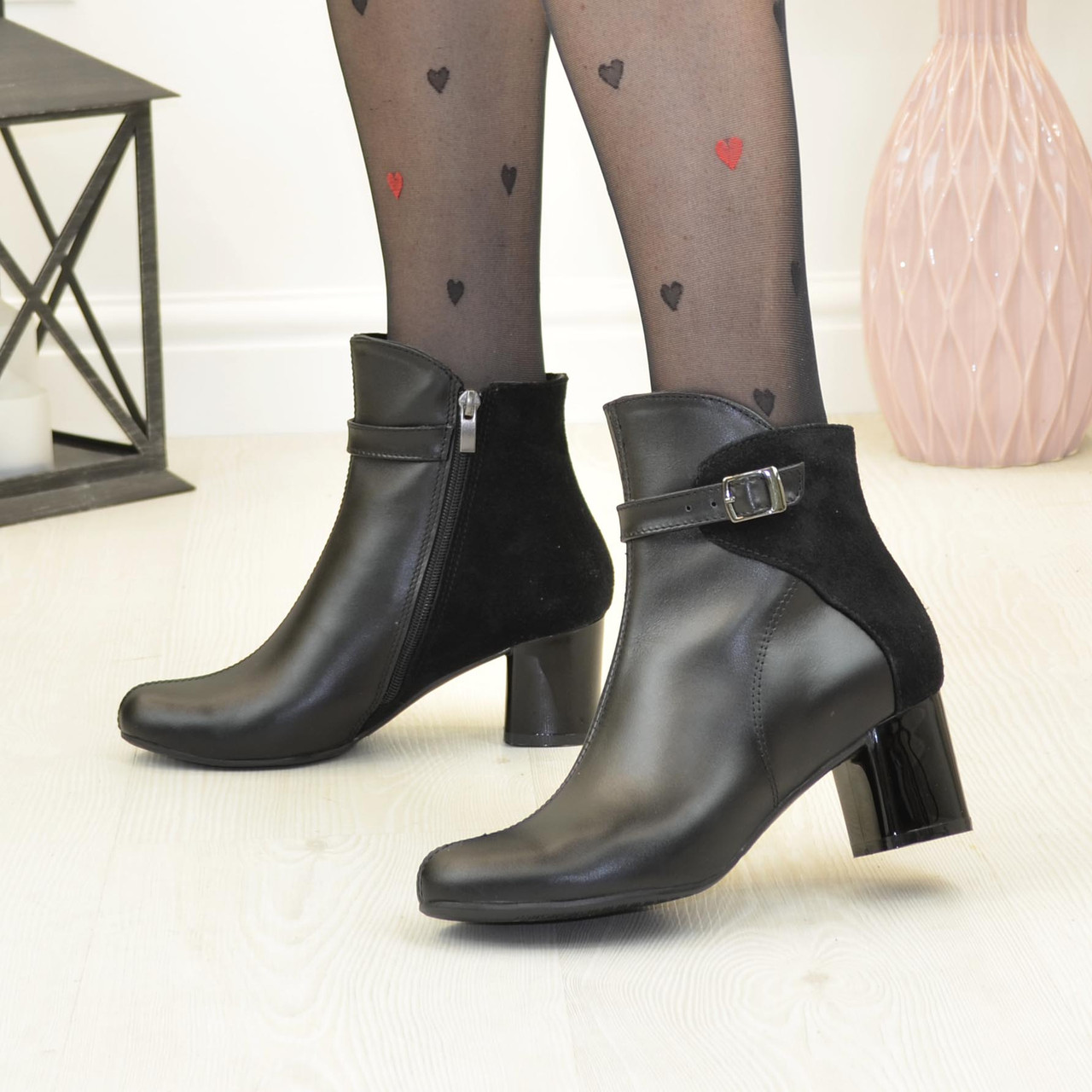 Жіночі чорні туфлі на невисокому каблуці. Натуральна шкіра і замша, фото 1