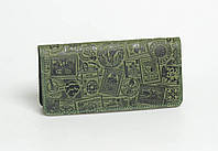 Длинный кошелек из натуральной кожи с авторским тисненым орнаментом 'Марки' зеленый