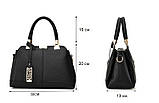Уцінка Жіноча сумка чорна з брелком класична невелика, фото 8