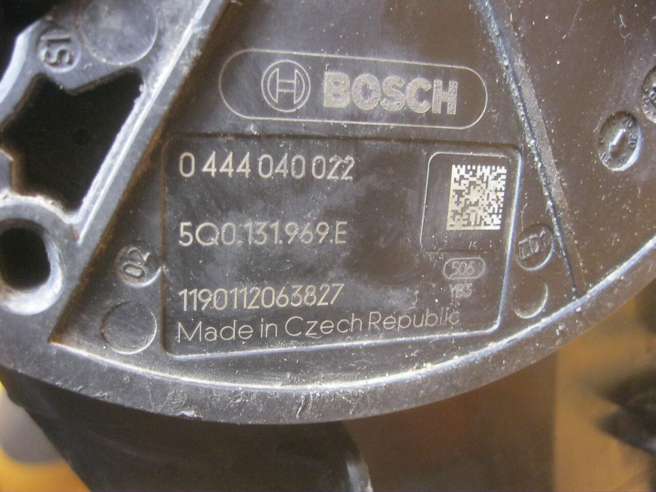 Б/У Бачок Adblue VOLKSWAGEN CADDY IV 2K5131877B (ID#2144015140), цена ...