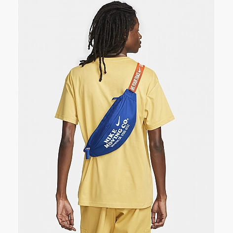 Сумка-бананка на пояс Nike Heritage Waistpack 3 л для зберігання дрібних предметів (DV6072-405)