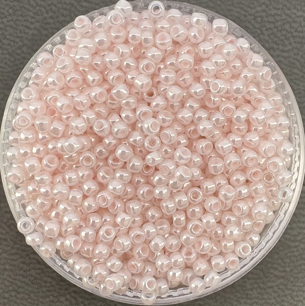 Бісер круглий TOHO TR-11-145L
