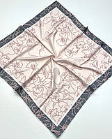 Классический атласный платок с переходом цвета. Стильный весенний шелковый платок с ручной подшивкой Пудрово - Серый