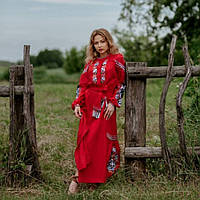 Красное женское платье с цветочной вышивкой. Льняное украинское платье - вышиванка