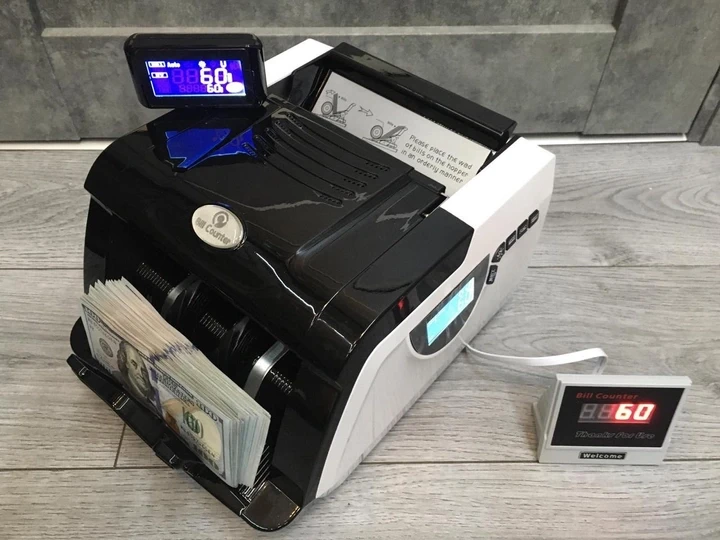 Счетчик банкнот Счетная машинка для денег с детектором валют с дисплеем Bill Counter UV детектор 77 1513 - фото 3 - id-p2144364730