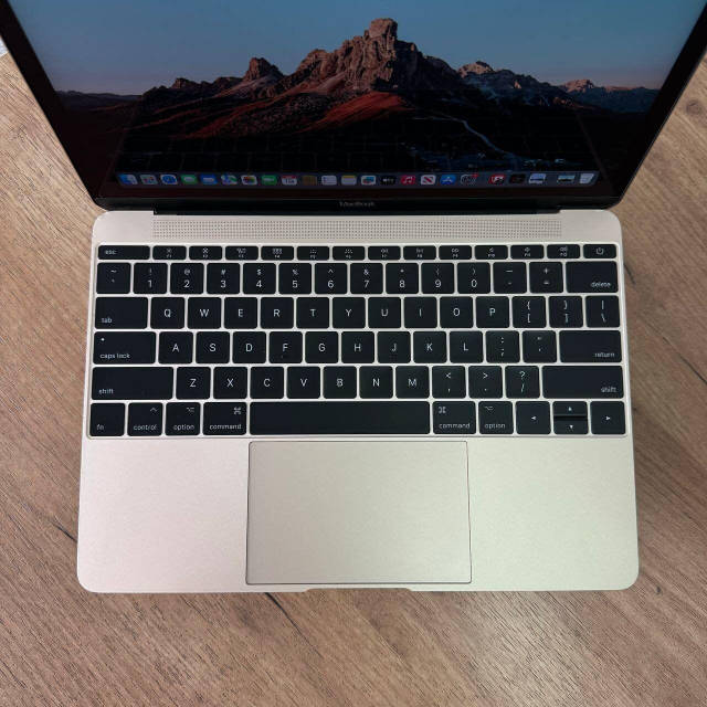 MacBook本体 MacBook A1534 (2017) Corei7 MacBook (Retina, 12-inch, 2017) - 技術仕様 - Apple サポート
