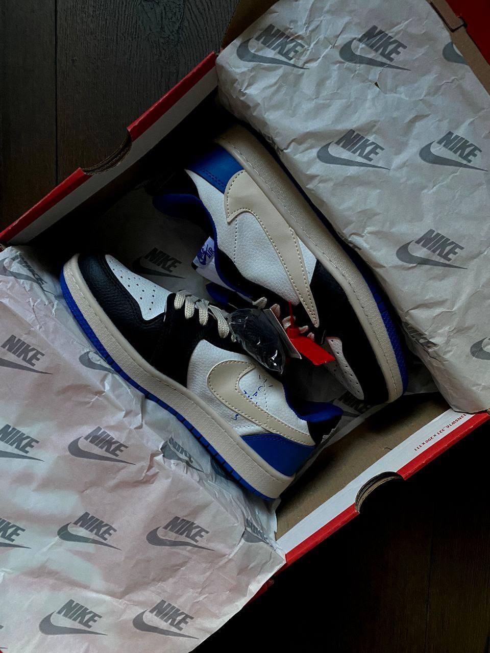 Чоловічі кросівки Nike Air Jordan 1 Low Travis Scott X Fragment 40-44