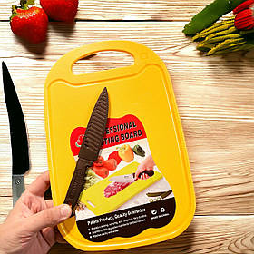 Набор кухонный пластиковая двухсторонняя разделочная доска и нож 32,5*22 см