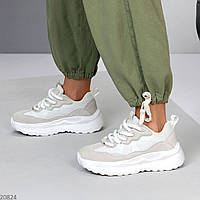 Комбіновані замшеві зі вставками текстилю жіночі білі кросівки, масивна модель, весняний літній варіант