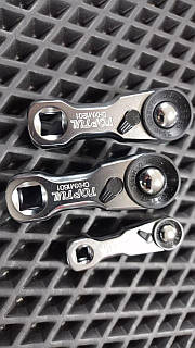 60包 Трещотка 1/4