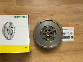 Двухмассовый маховик, демпфер LUK 415058310 AUDI Q3 / SKODA SUPERB / VW PASSAT B7-B8 2,0 TDI 11-