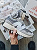 Чоловічі кросівки New Balance 327 grey white кеди Нью Баланс світло сірі спортивні демісезонні весняні замшеві нейлонові, фото 5