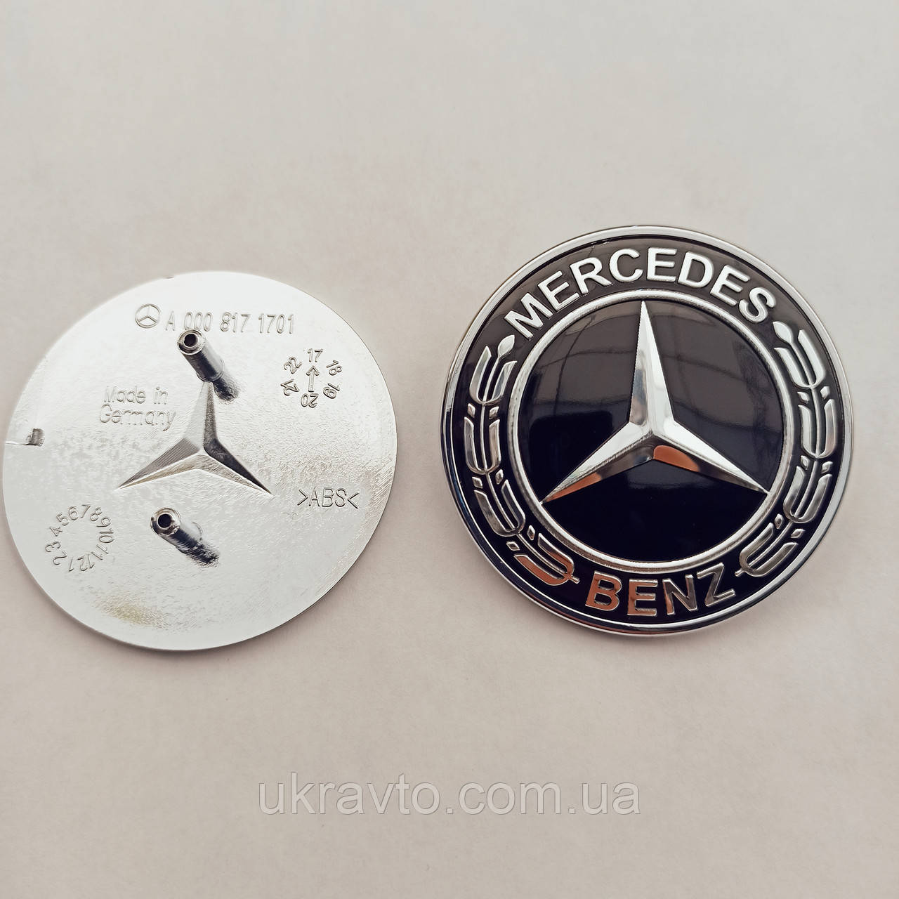 Емблема Mercedes-Benz на капот 57 мм чорна