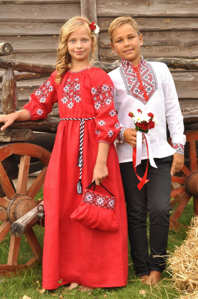 Длинное красное платье для девочки с выразительной вышивкой 152 - фото 3 - id-p2146192432