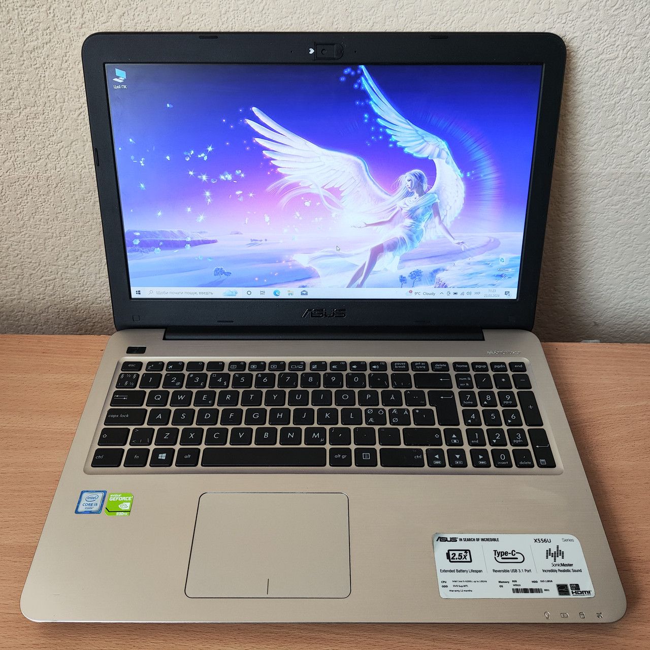 Ноутбук Asus X556U 15.6" i5-6200u /8 Gb DDR4/256 Gb SSD/ Nvidia Geforce 930MX 2Gb