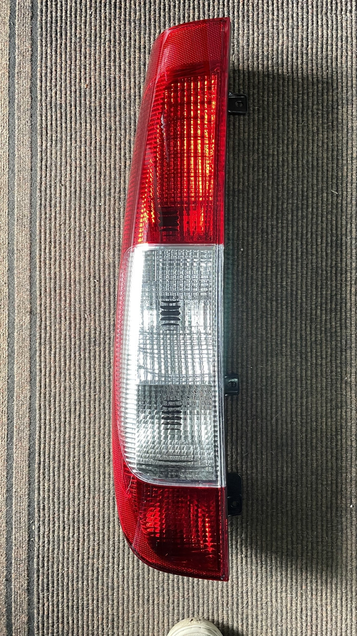 Ліхтар задній лівий Mercedes-Benz Vito 639 (2003-2010) - Польща - 60-805-009