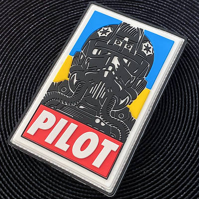 Шеврон гумовий патч Pilot кольоровий