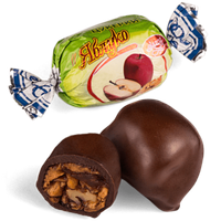 Шоколадные конфеты Яблоко с грецким орехом Skava